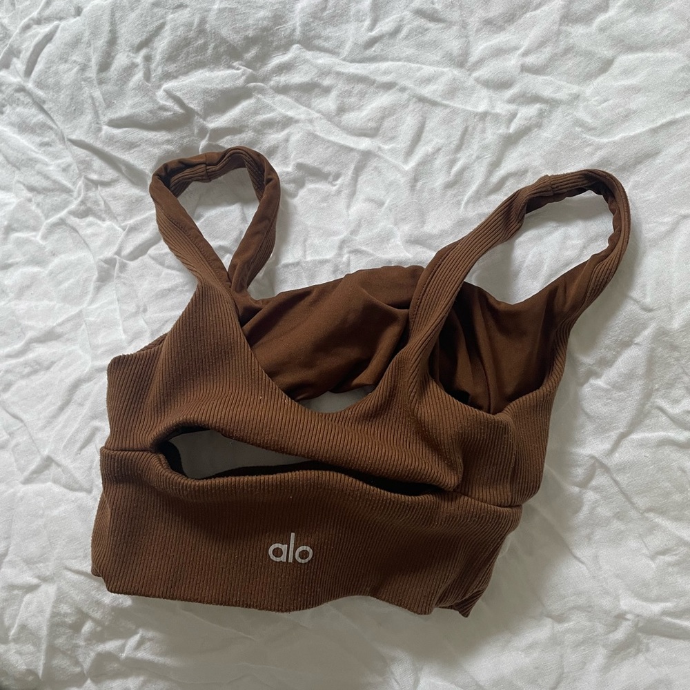 Alo Slit Sports Bra Brown